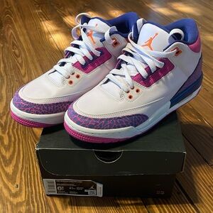 Air Jordan 3 Retro - NEVER WORN